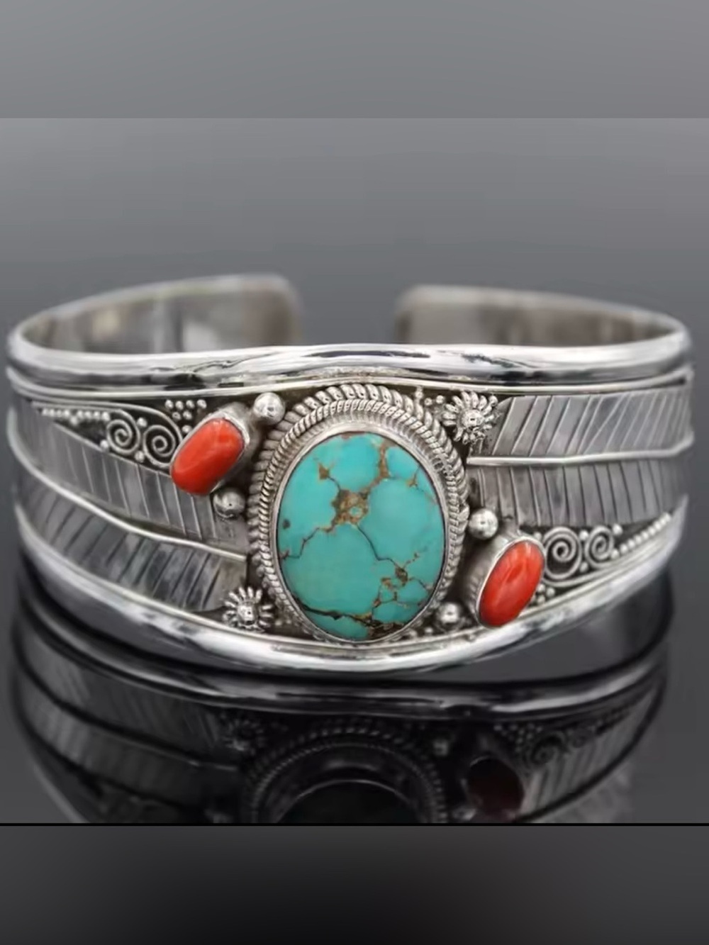Vintage Southwestern Sterling Silver
Turquoise Coral Feather Cuff Bracelet
🆕